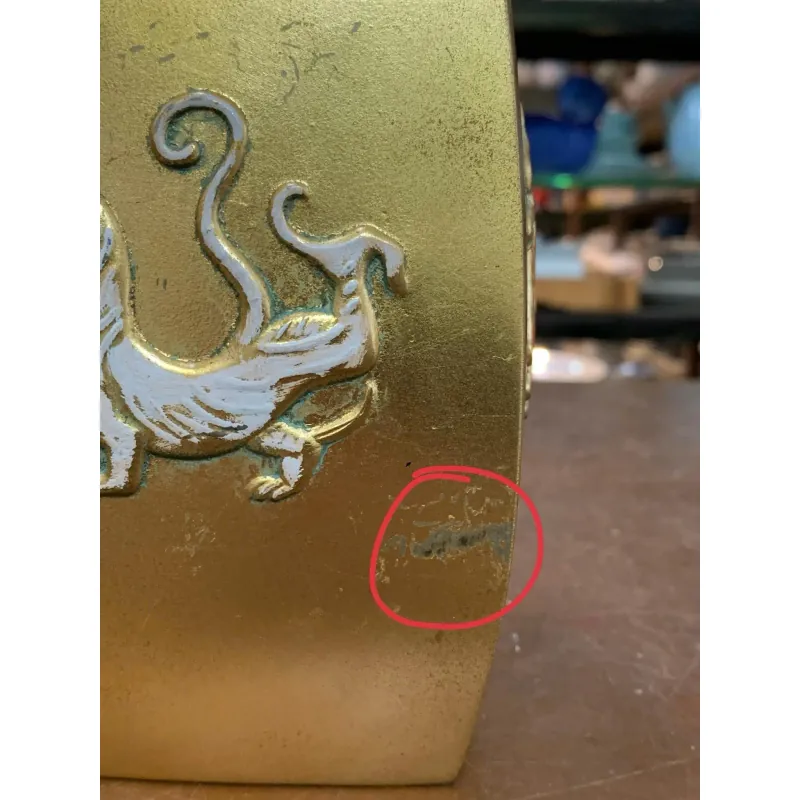 Bình Tứ Thần Thú Kim Loại Trày Thân 8cm x 18cm 603008