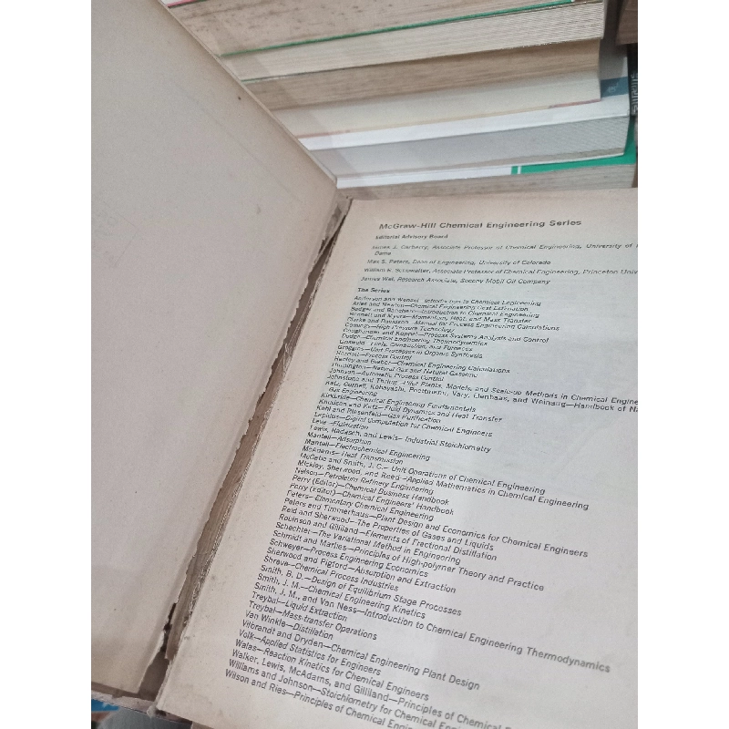 Plant design and economics for chemical engineers - Max S. Peters, Klaus D. Timmerhaus 754793