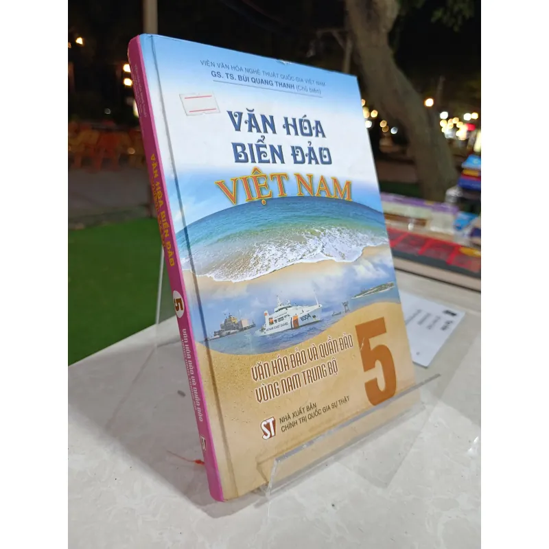 VĂN HOÁ BIỂN ĐẢO - VĂN HOÁ ĐẢO VÀ QUẦN ĐẢO VÙNG NAM TRUNG BỘ 558802
