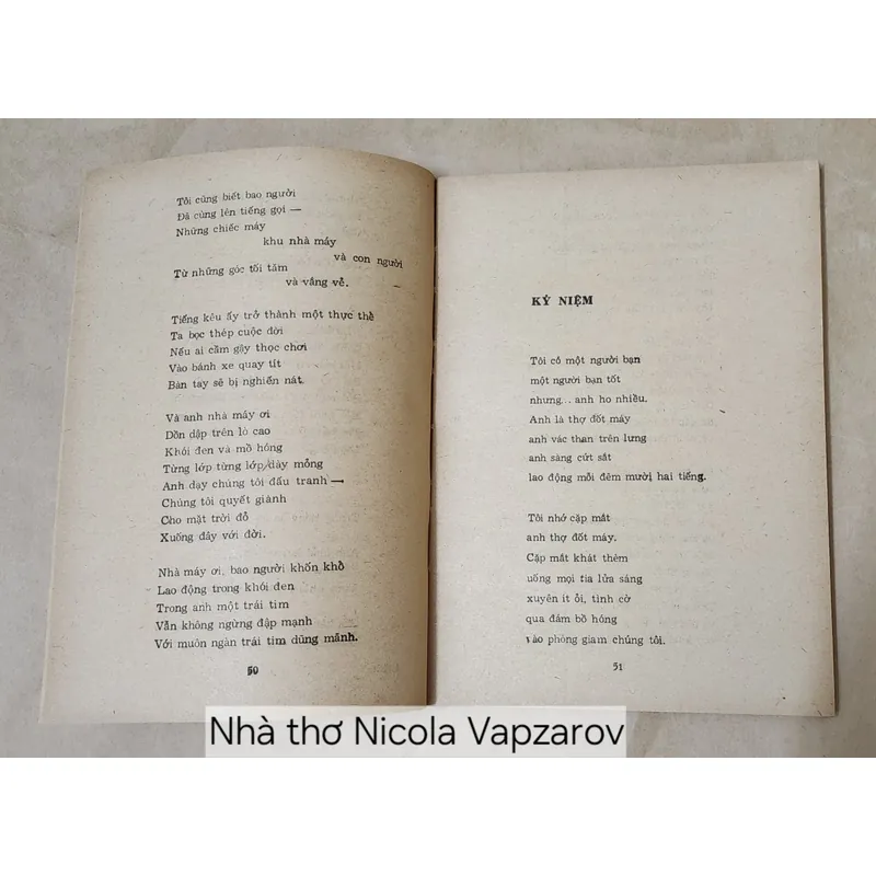 Tuyển thơ Nicola Vapzarov, nhà thơ vô sản lớn của Bulgaria 715549