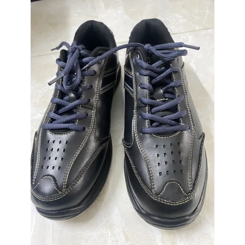 giày nam chính hãng size 42 786420