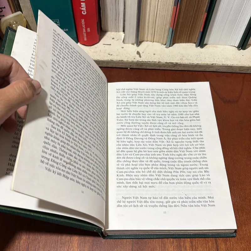 II Sách Liên Xô: Việt Nam Đất Nước Con Người - E.P. Gladunốp (Chủ Biên) - 1985 719540