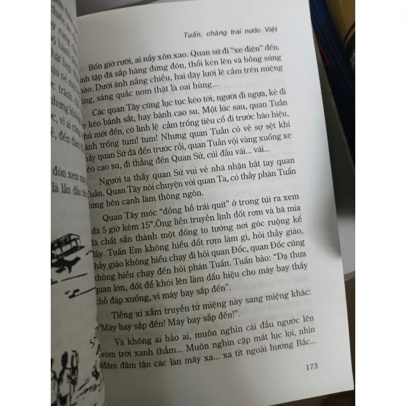 TUẤN, CHÀNG TRAI NƯỚC VIỆT - NGUYỄN VỸ 1024393