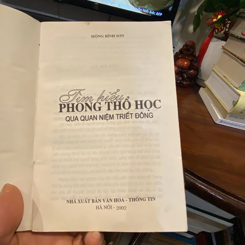 TÒM HIỂU PHONG THỔ HỌC QUA QUAN NIỆM TRIẾT ĐÔNG (bản in năm 2002) 462763