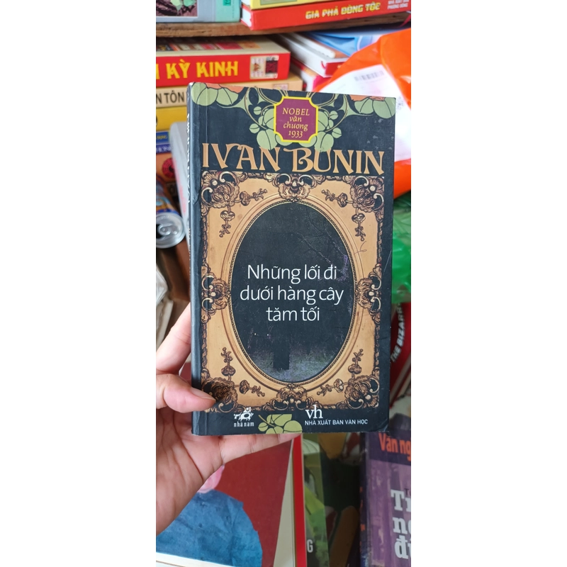 Những Lối Đi Dưới Hàng Cây Tăm Tối- Ivan Bunin 529181