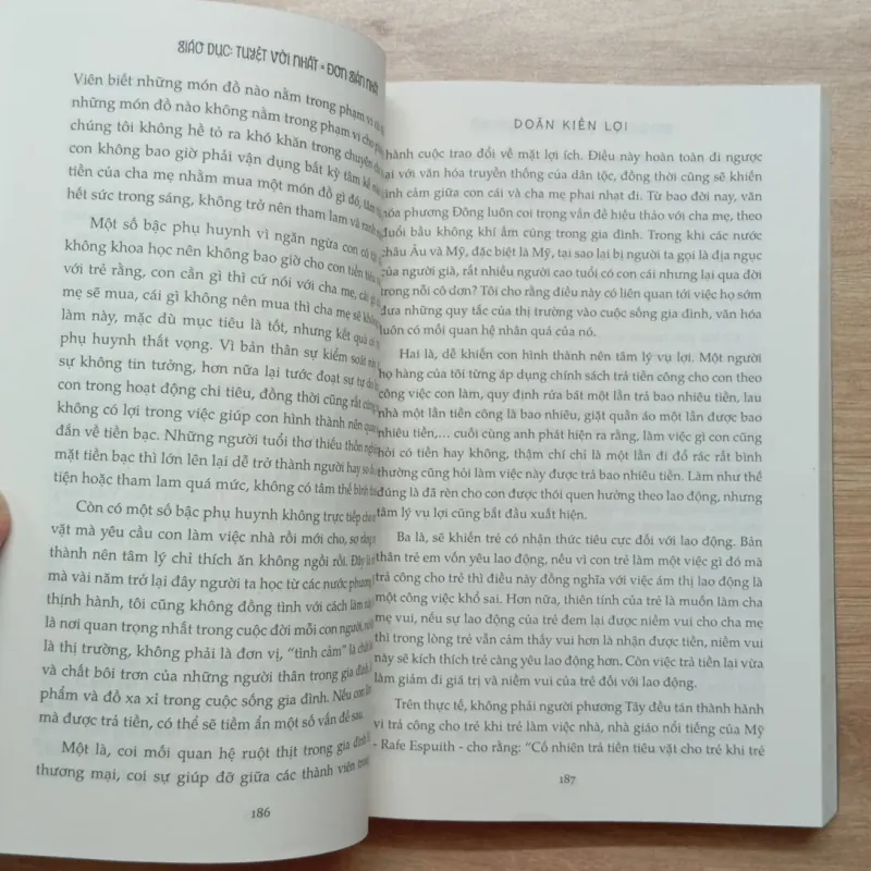 Giáo dục tuyệt vời nhất = đơn giản nhất 996635
