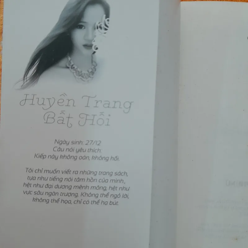 Cốt cách phụ nữ. Huyền Trang Bất Hối 576461
