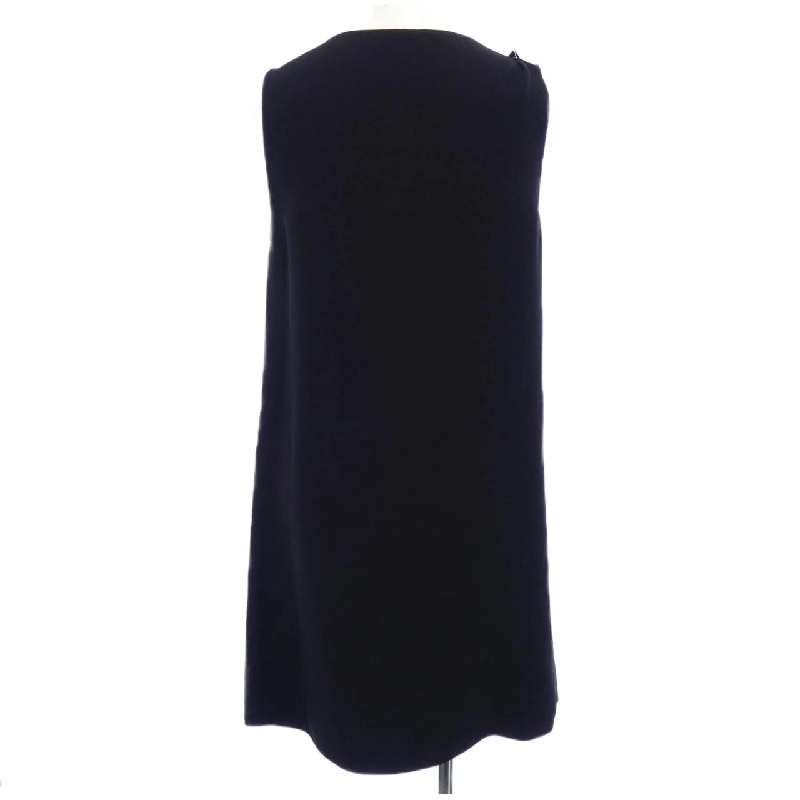 Váy đầm PRADA P3J10 S231 101R 647544