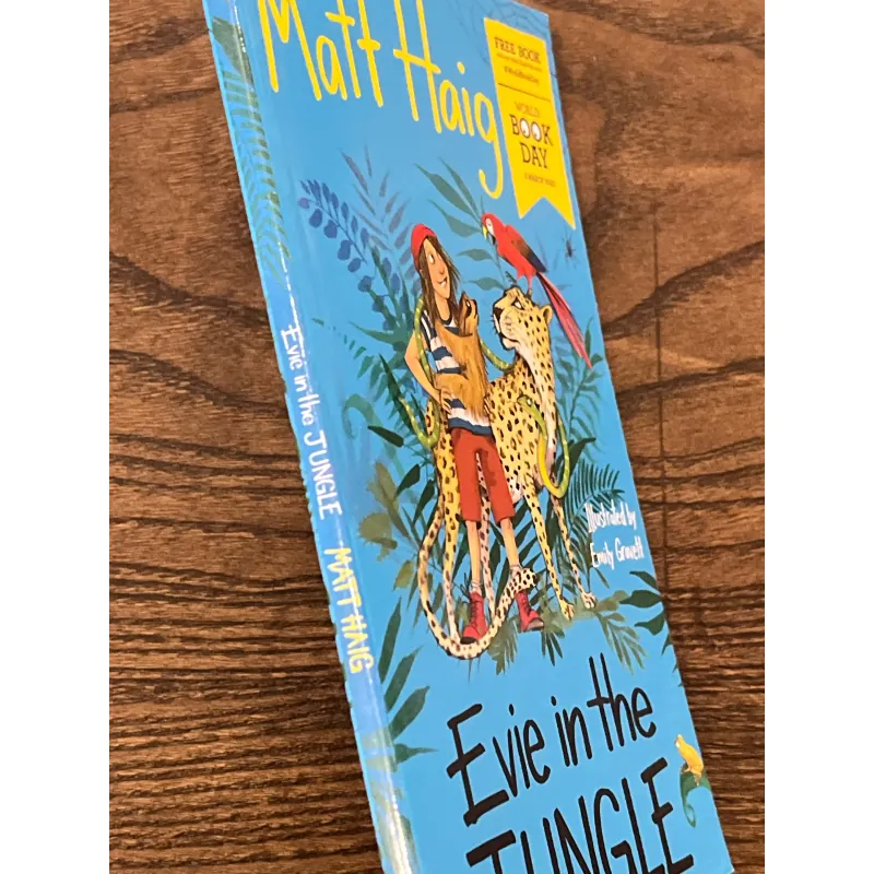 Evie in the Jungle 972878