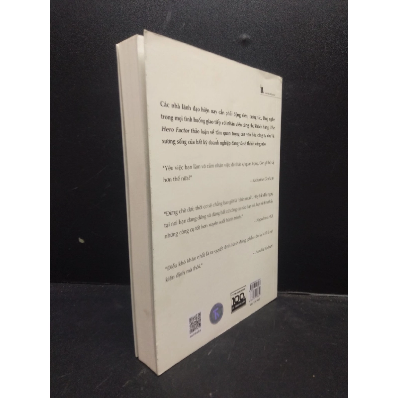 The hero factor các nhà lãnh đạo vĩ đại thay đổi tổ chức và tạo nên văn hóa năm 2021 mới 90% bẩn nhẹ HCM2902 kỹ năng quản trị 913255