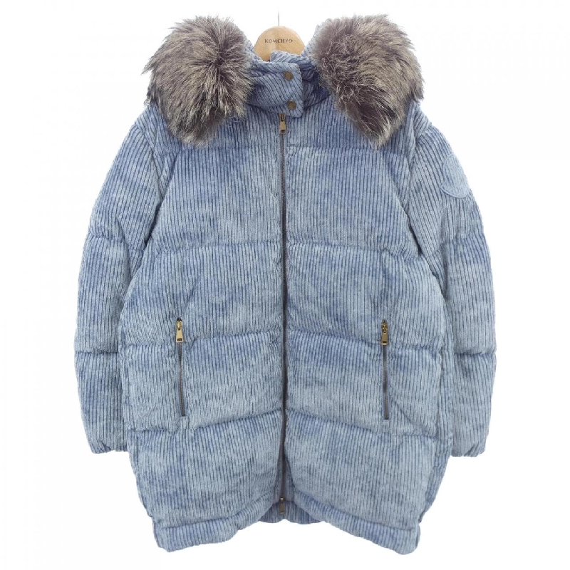Áo khoác lông vũ MONCLER 643756