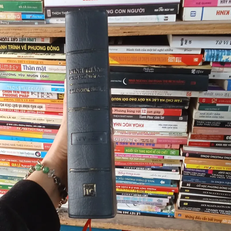 Kính Thánh Sống Ngữ Việt - Anh 936442