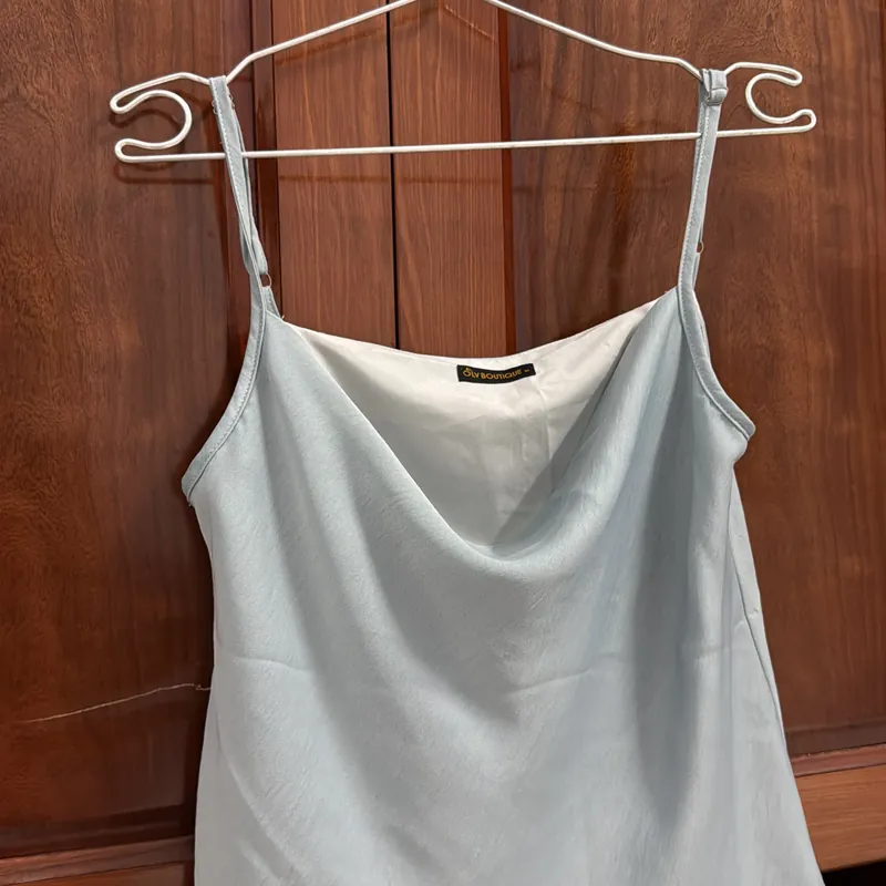 Áo 2 dây cổ đỗ OLV 740964