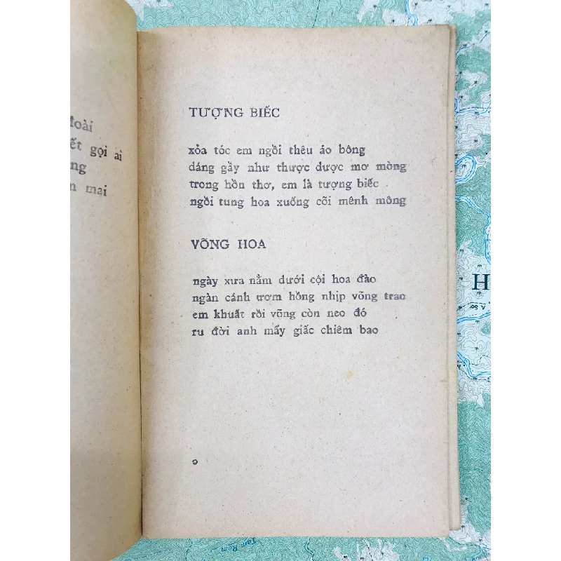 Quyên từ độ bỏ thôn đoài - Phạm Thiên Thư ( sách có chữ ký tác giả ) 126492