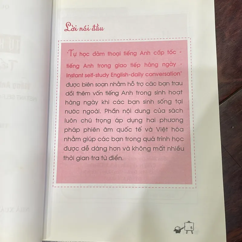 Tự học đàm thoại tiếng anh cấp tốc :tiếng anh trong giao tiếp hàng ngày THE WINDY MCBOOKS 1034961