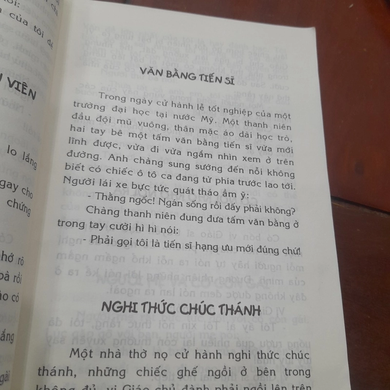 Quanh năm cười: CƯỜI RUỒI 453822
