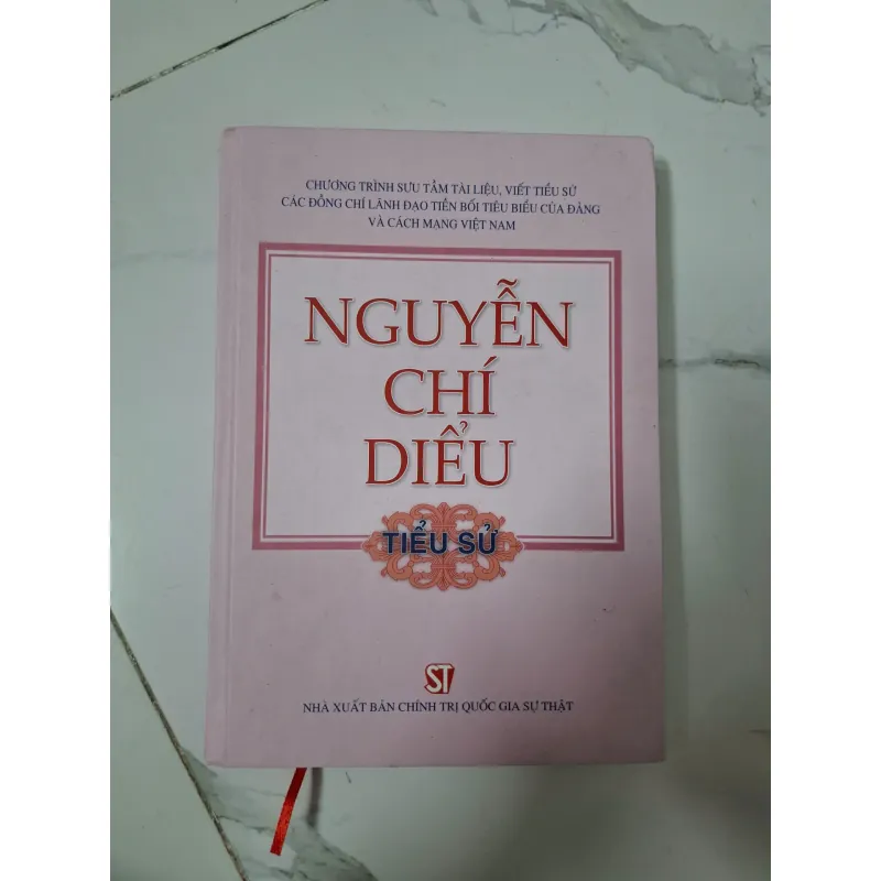 Nguyễn Chí Diểu (Tiểu sử) - Nhiều tác giả - Tiểu sử / Lịch sử 1020819