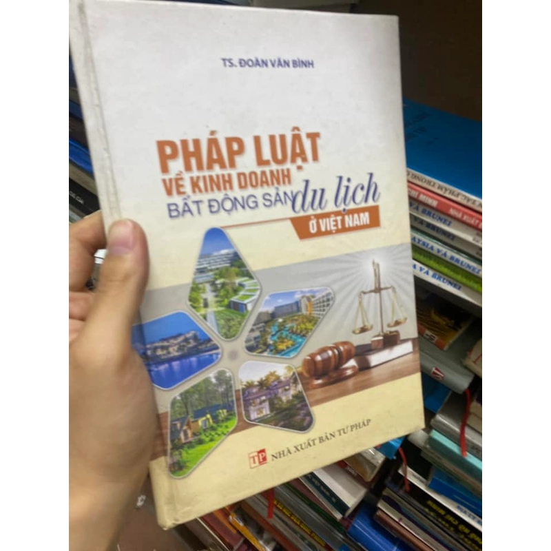 Sách Pháp luật về kinh doanh bất động sản du lịch ở Việt Nam 313223