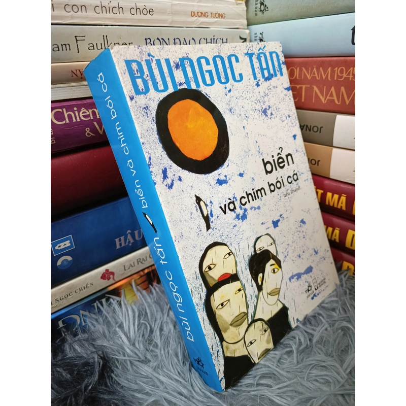 Biển và chim bói cá (Bùi Ngọc Tấn) 502135