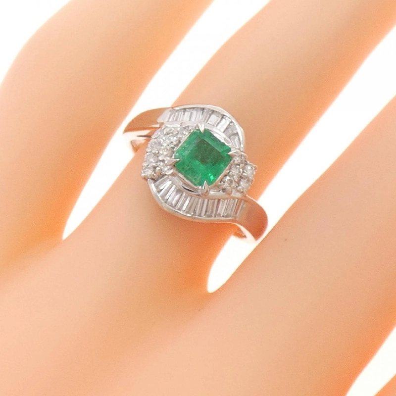 Nhẫn Emerald PT900 0.535CT - Hàng hiệu Chính hãng 851377