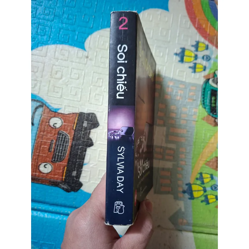 Soi chiếu - Sylvia Day 791759