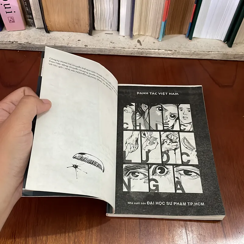 II Truyện Tranh Việt Nam: Chiếc Lược (Tập 1) - Nguyễn Quang Sáng - 2012 574582