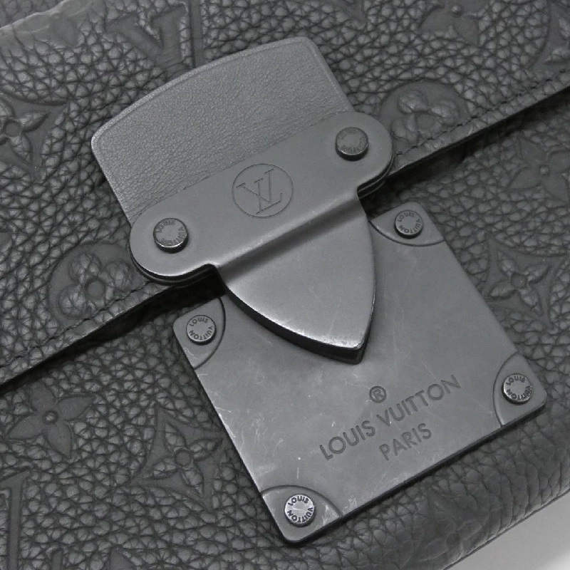 Túi đeo chéo Louis Vuitton Monogram S Lock M58489 611274