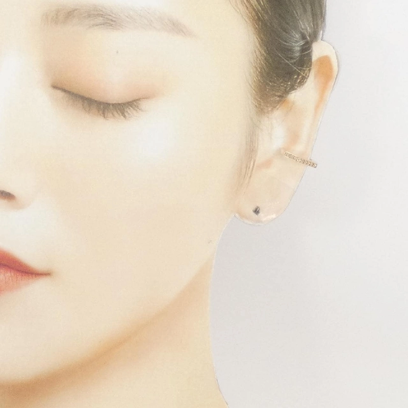 Hirotaka Octagon Ear Cuff 0.07CT Một bên - Hàng hiệu Authentic 845370