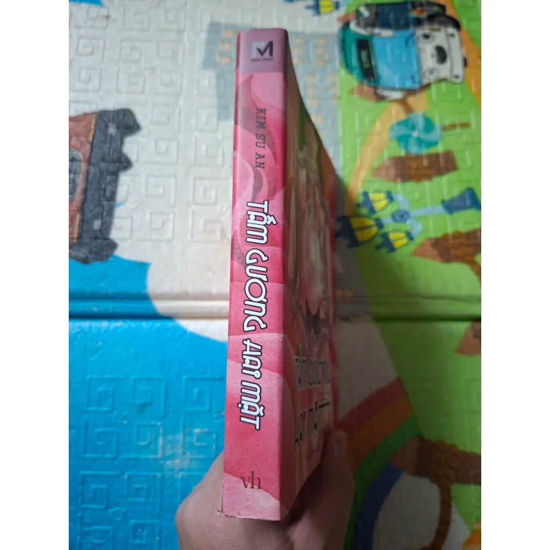 Tấm Gương Hai Mặt 789676