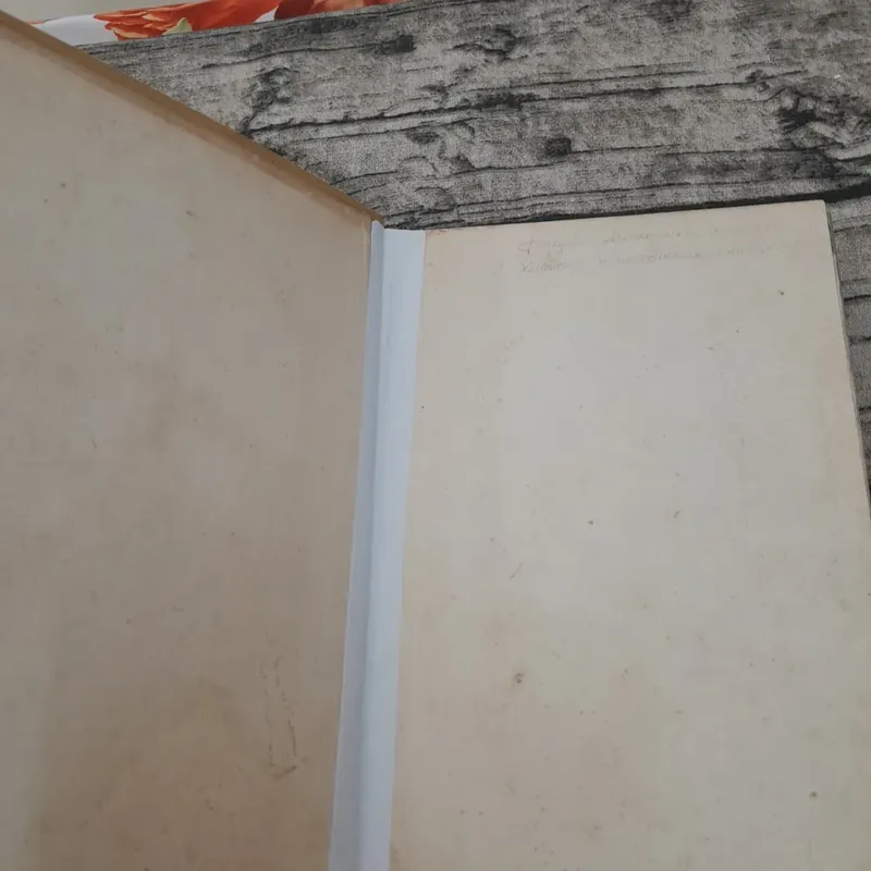 Sách cơ khí ô tô. Máy kéo nông nghiệp. Giáo sư Liên Xô B. Ghenman và M. Mox cơ vin.  687864