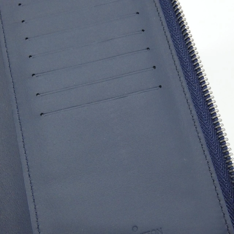 Ví đứng LV Aerogram Zippy của Louis Vuitton M81767 622121