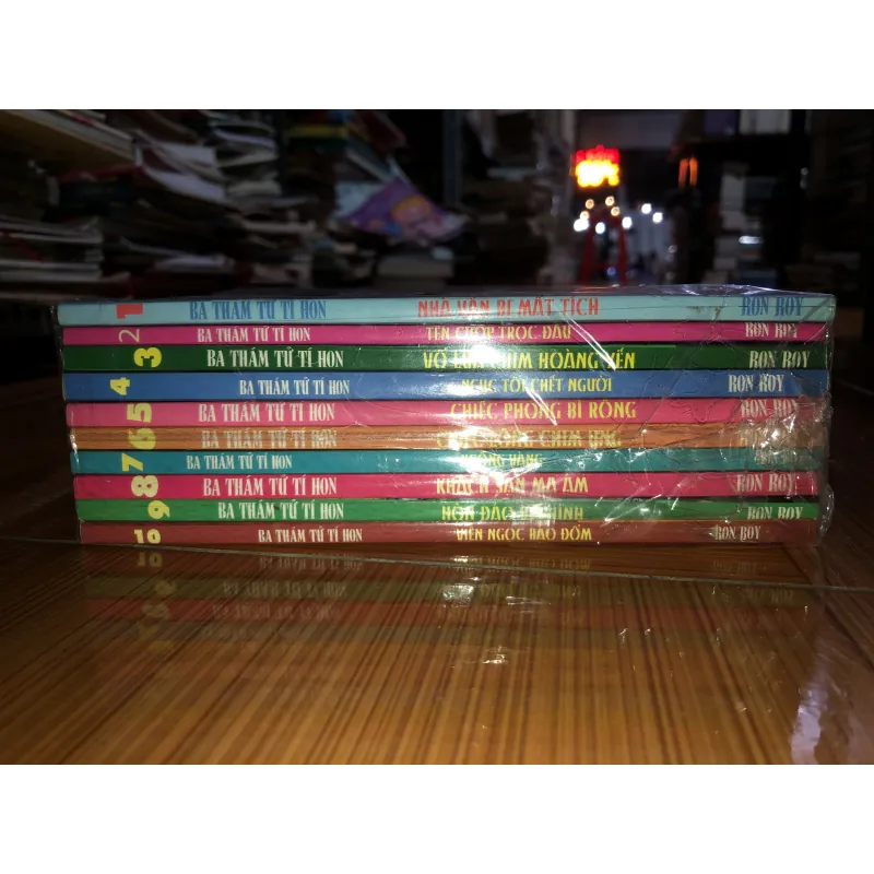 Ba thám tử tí hon - Ron Roy 782306