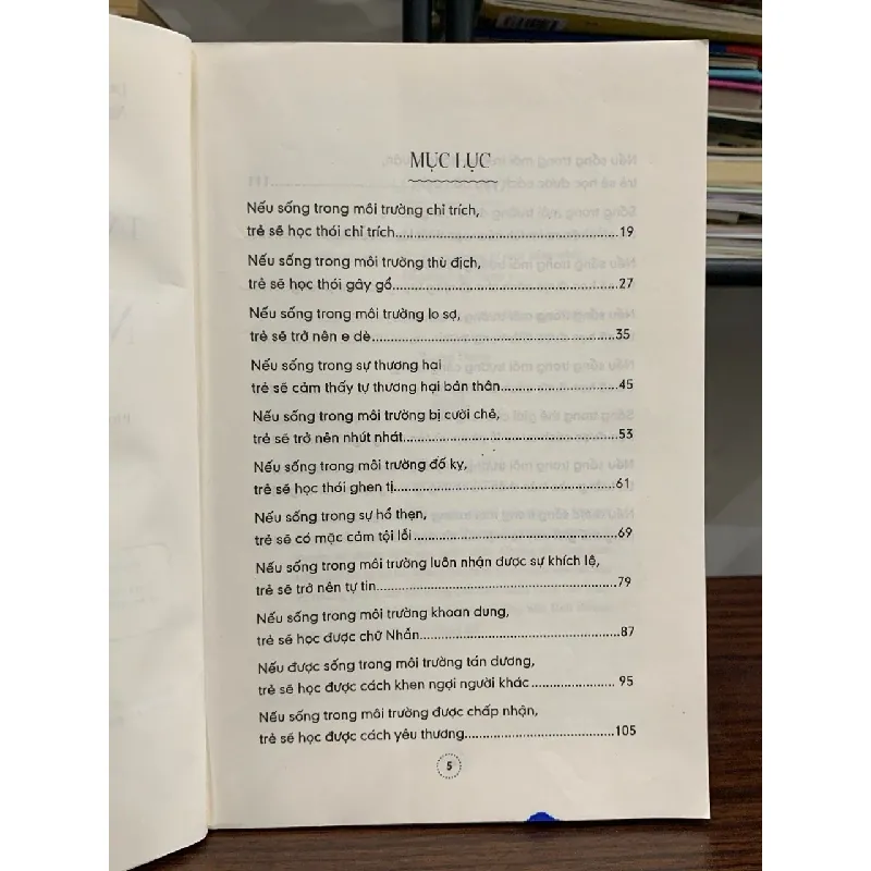 Tạo lập mỗi trường sống định hình nhân cách trẻ- Dorothy Nolte 601658