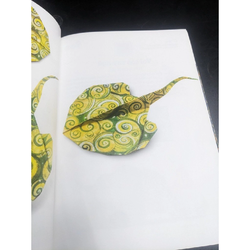 Origami Việt Nam chuyện của giấy - Nhiều tác giả 379060
