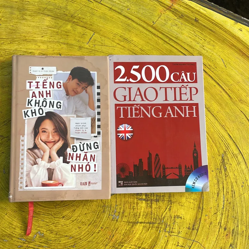 COMBO TIẾNG ANH KHÔNG KHÓ ĐỪNG NHĂN NHÓ & 2500 CÂU GIAO TIẾP TIẾNG ANH 737752