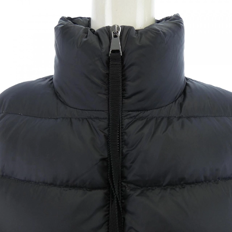 Moncler MONCLER 20939B51100 Áo khoác lông 632768