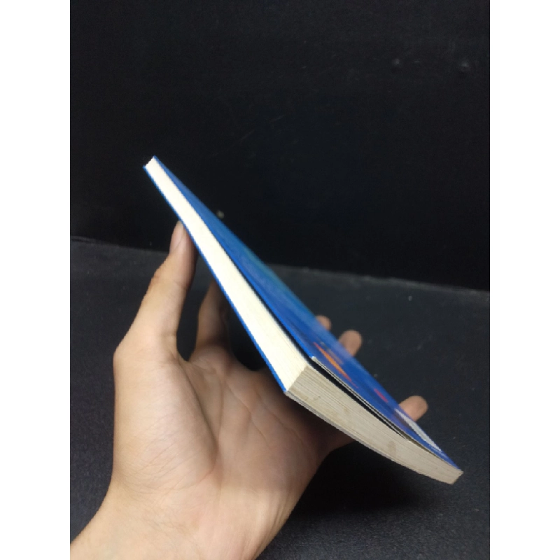 Thay dầu cho bộ máy doanh nghiệp Giles Johnston 2016 Mới 90% bẩn nhẹ HCM.ASB0309 448311