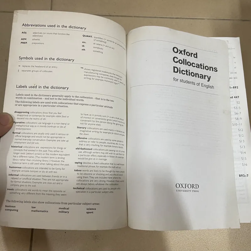 Oxford collocations dictionary for students of English 1012982