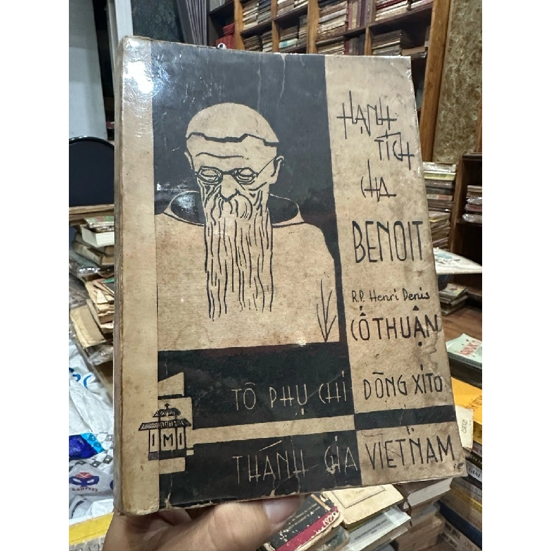Hạnh Tích Cha Benoit 1065799