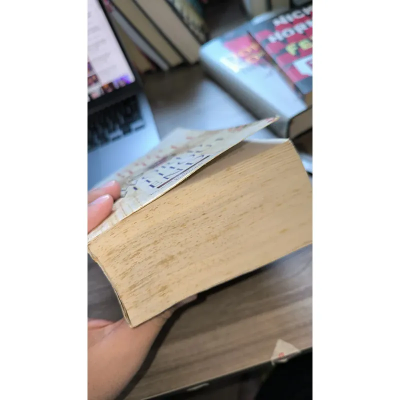 World without end (Ken Follet) Sách nặng gần 900g, chất giấy nặng 791508