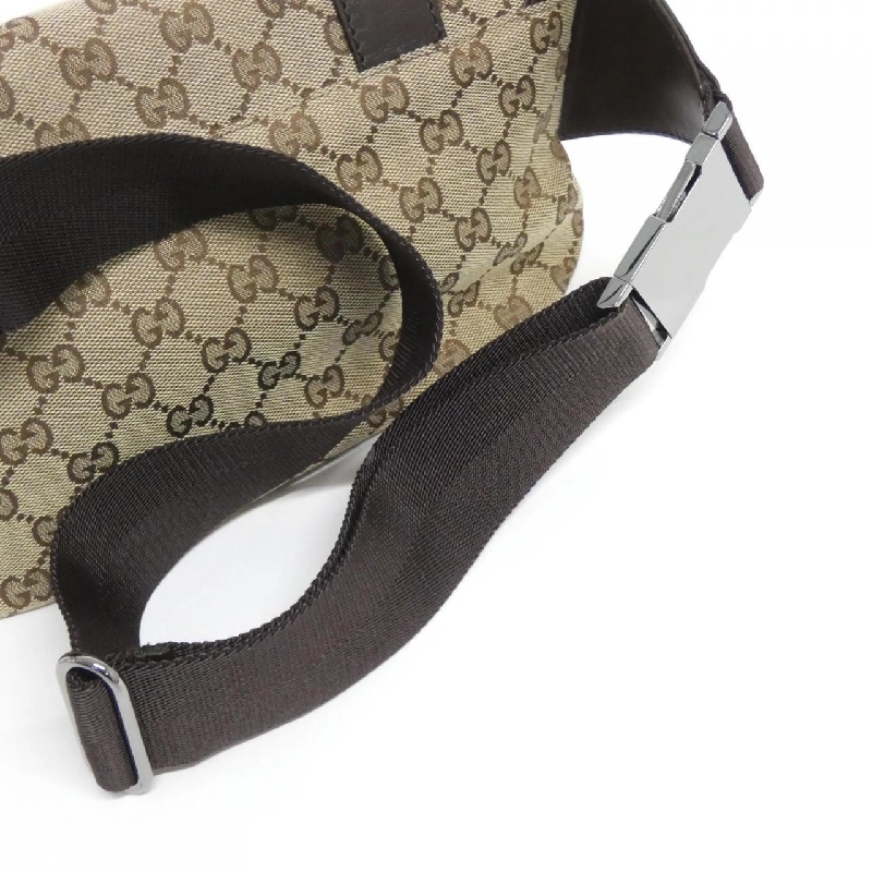 Túi đeo hông Gucci 145851 609082