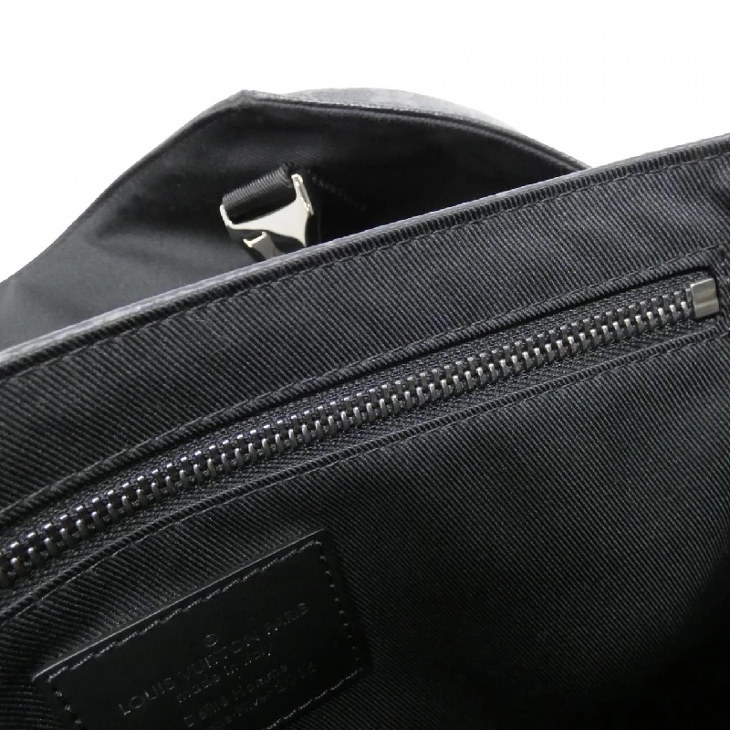 Túi đeo chéo Louis Vuitton Monogram Eclipse Voyage PM M40511 - Hàng hiệu Chính hãng 768334