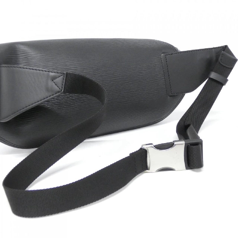 Túi đeo chéo Louis Vuitton Epi (LV Circle) Bum Bag 2019AW M55131 610017