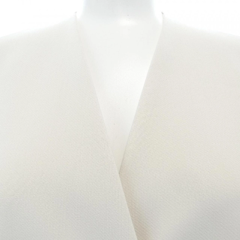 【Mã giảm giá】Áo khoác TIARA 638461