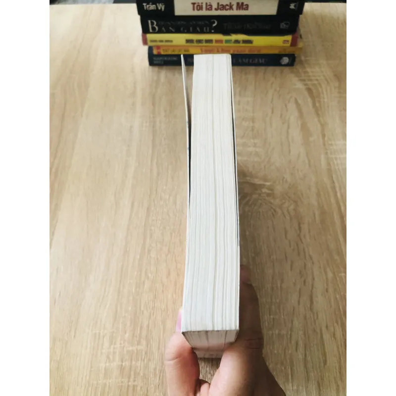 TRÊN ĐỈNH PHỐ WALL  1004032