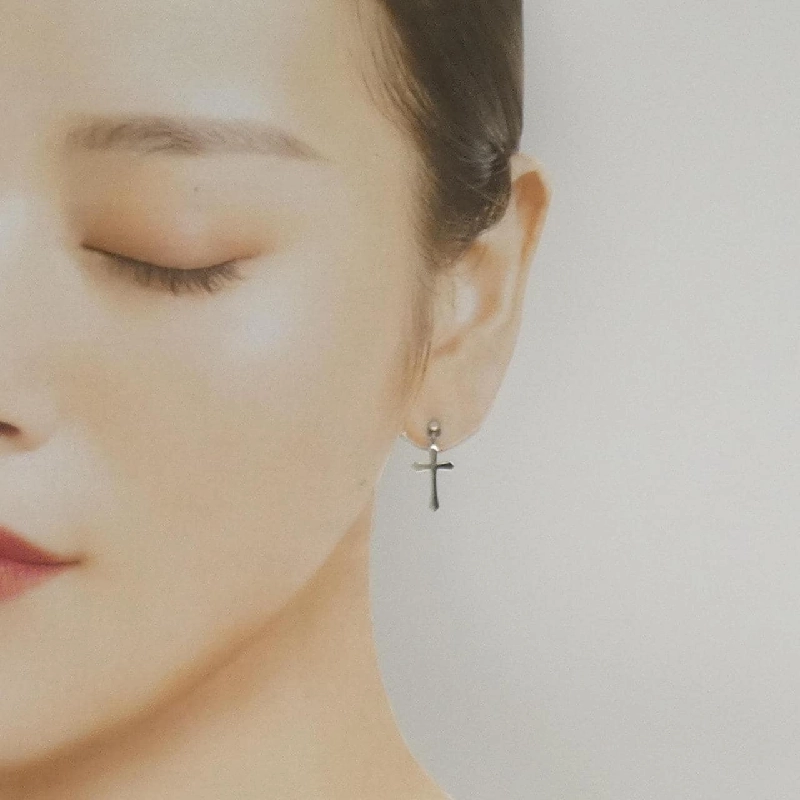 K14WG Khuyên tai chéo - Hàng hiệu Authentic 869157