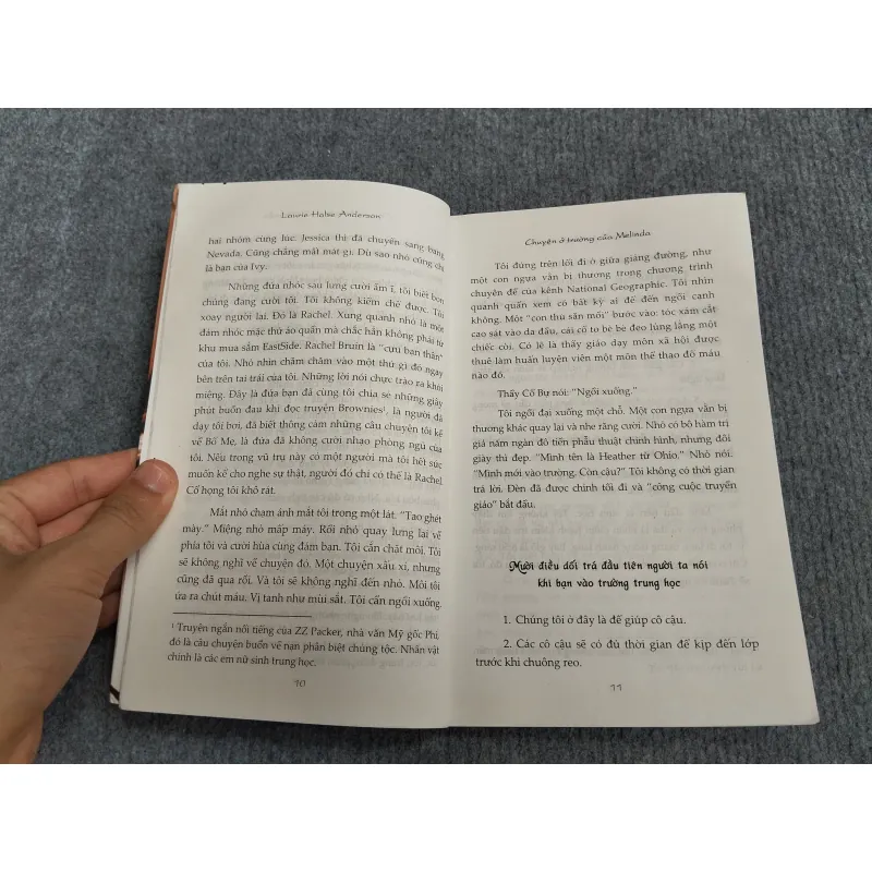 CHUYỆN Ở TRƯỜNG CỦA MELINDA - LAURIE HALSE ANDERSON 574370