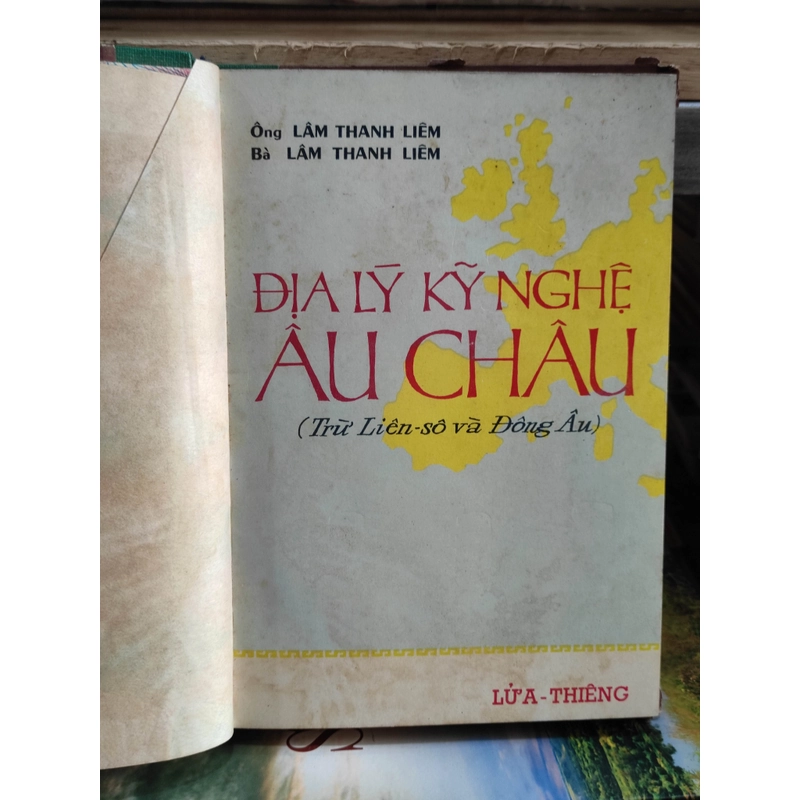 Địa lý kỹ nghệ Châu Âu 300681