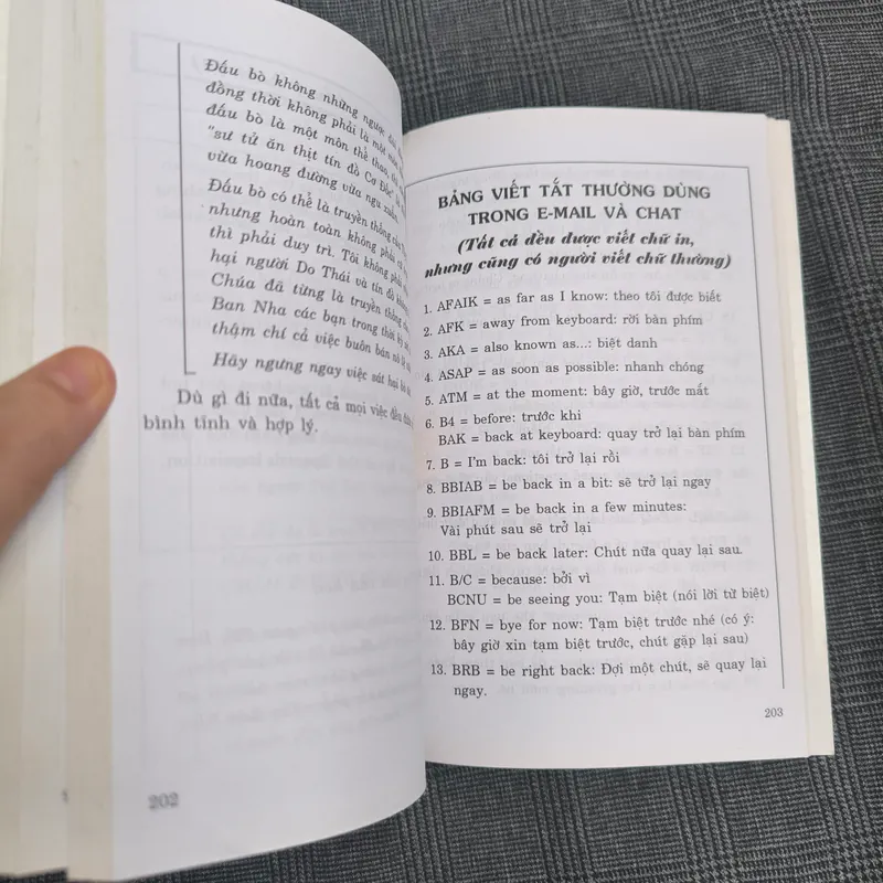 Cách viết Email bằng tiếng Anh - Kiến Hùng 559292