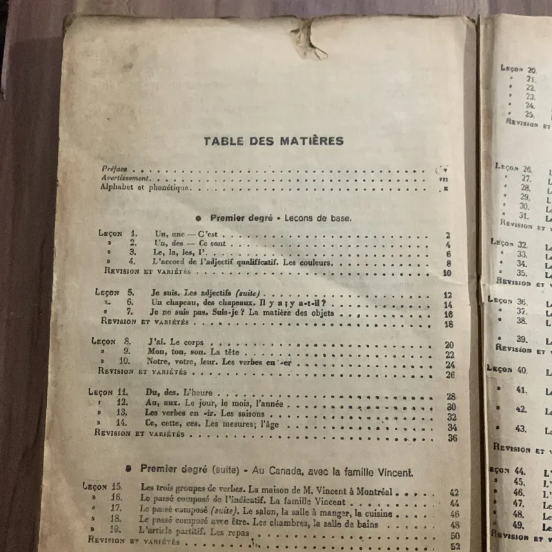 COURS DE LANGUE ET DE CIVILISATION FRANÇAÁIES quyển III 783983